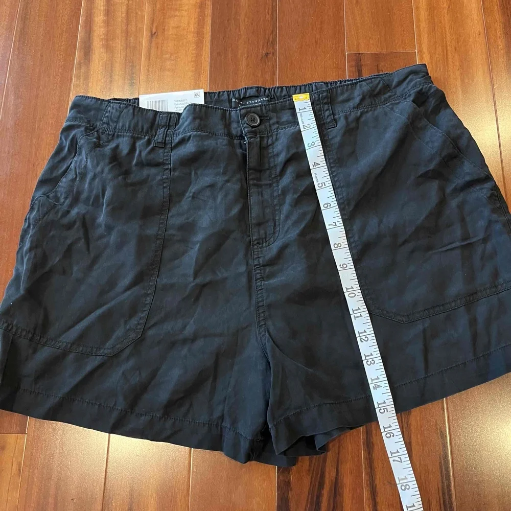 New NWT Sanctuary Social Standard Fortune Tencel Shorts Washed Black Plus Sz XXL